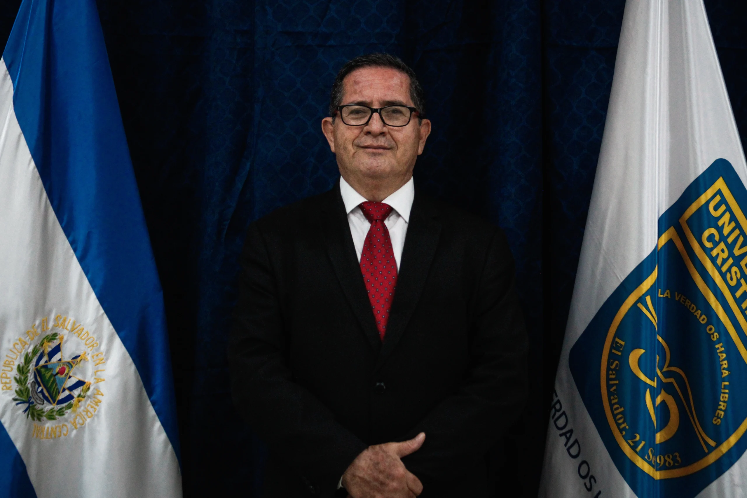 Mtro. Orlando Ovidio Cámbara Aquino